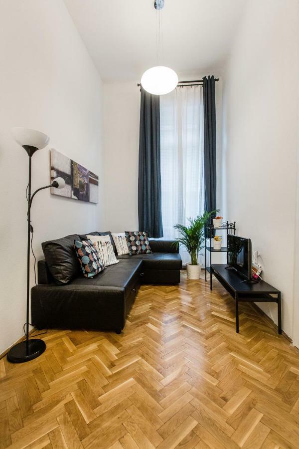The Rubi Apartment Budapest Exterior foto